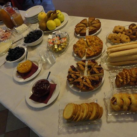Bed and Breakfast Da Fabiana Bossolasco Экстерьер фото
